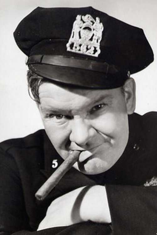 Paul Hurst - 1st Deputy (uncredited)