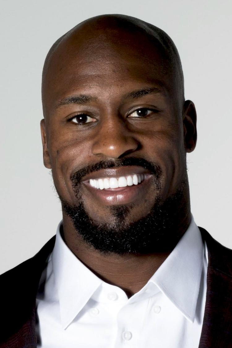 Vernon Davis - Derrick
