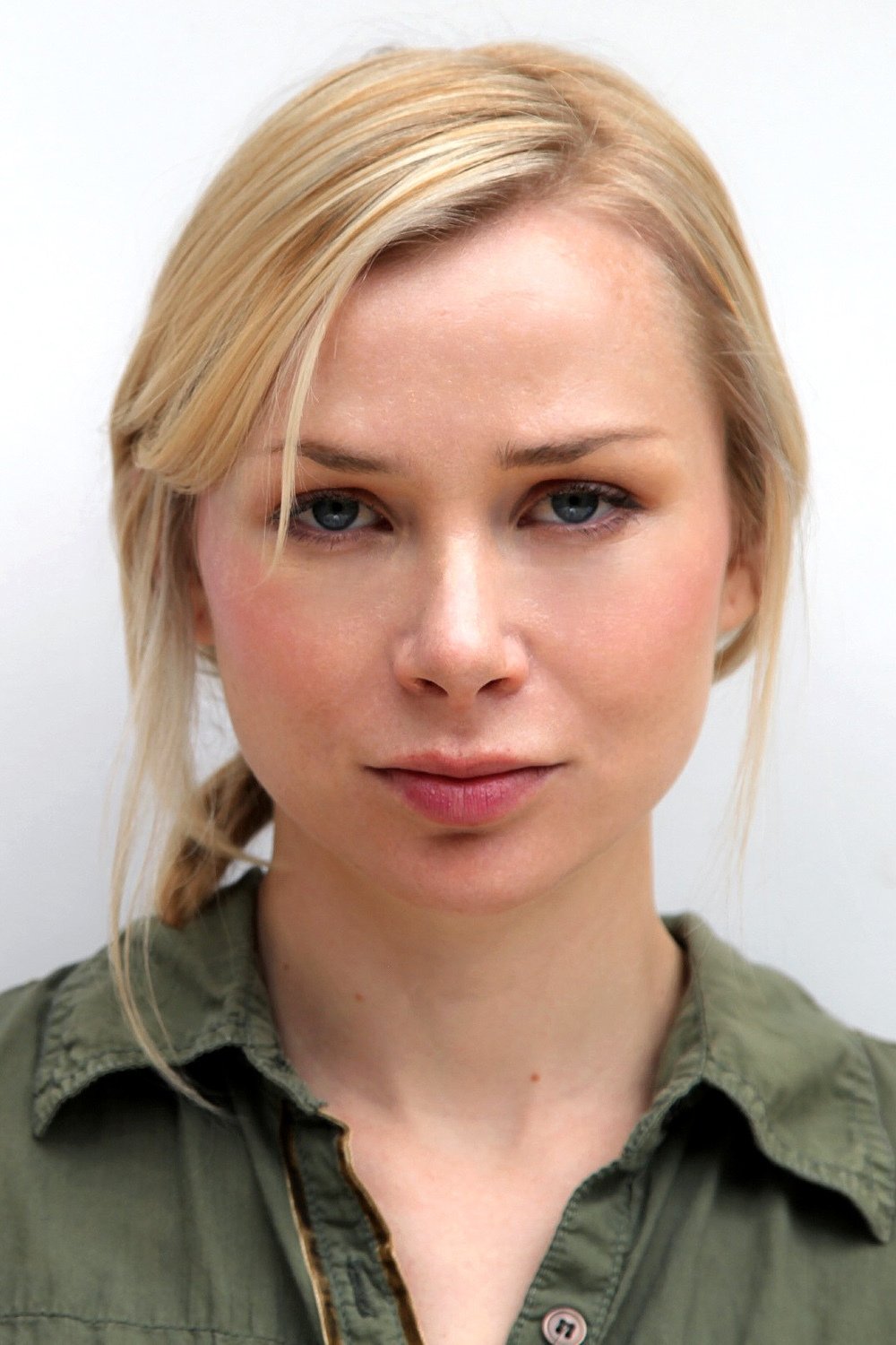 Mika Boorem - Cathleen Holton