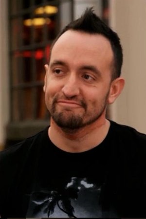 Carlos Navarro - Self - Enrique