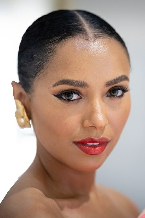 Kat Graham - April O'Neil / Café Woman 3 (voice)