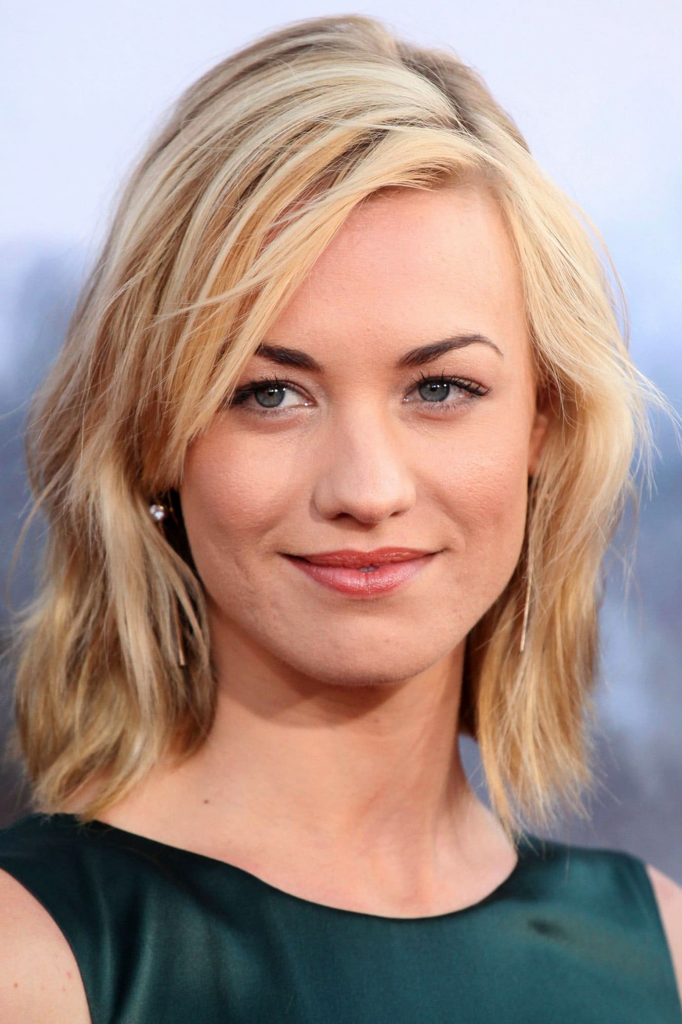 Yvonne Strahovski - Colonel Muri Forester