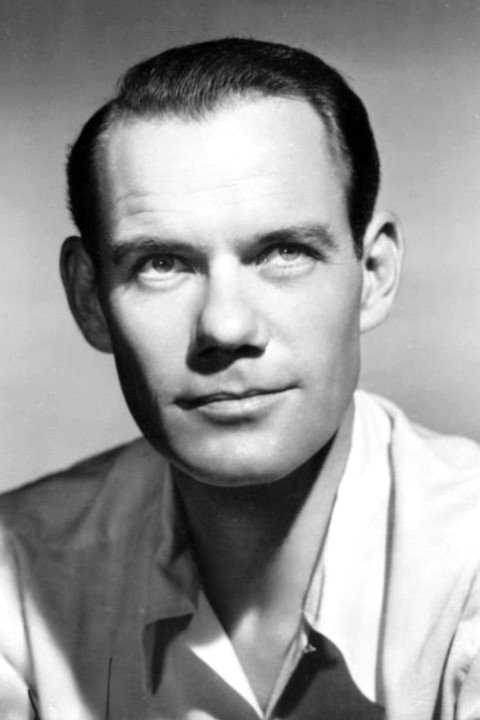John Ridgely - Officer Saunders