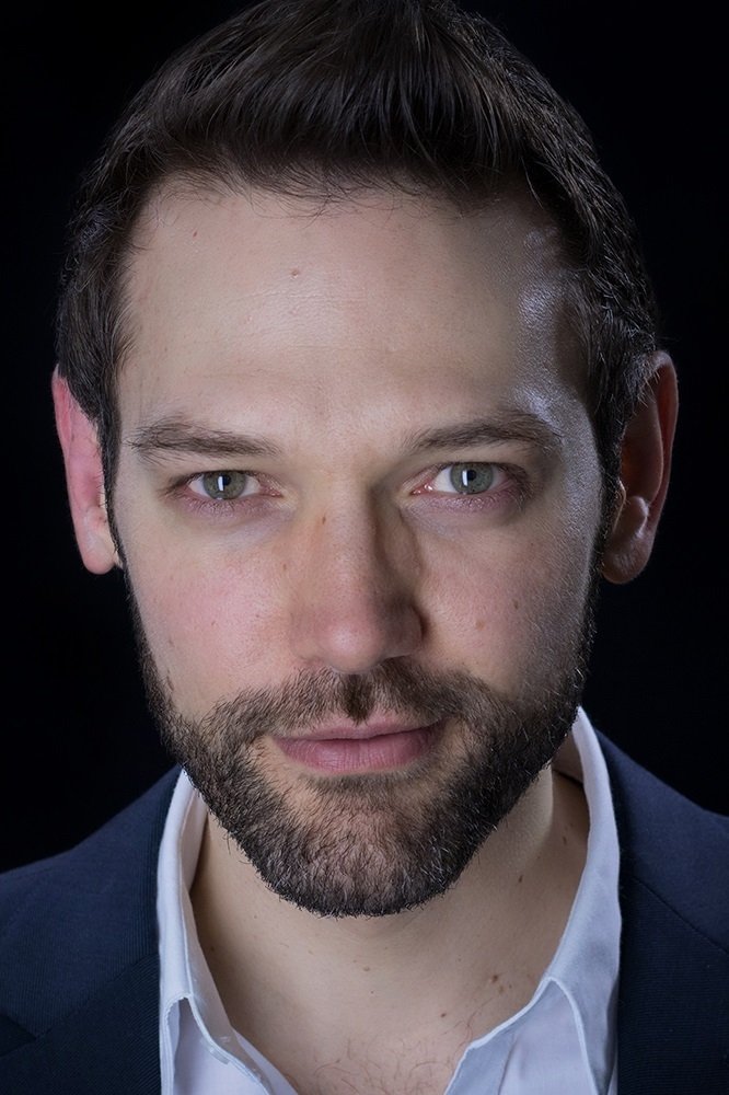 Georgie Daburas - Gavin