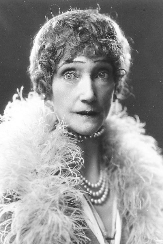 Carrie Daumery - Reception Guest (uncredited)