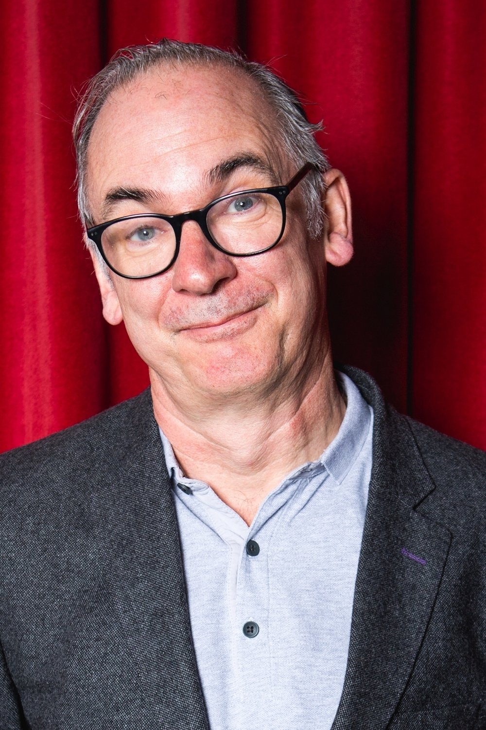 Paul Ritter - Pobjoy, headmaster