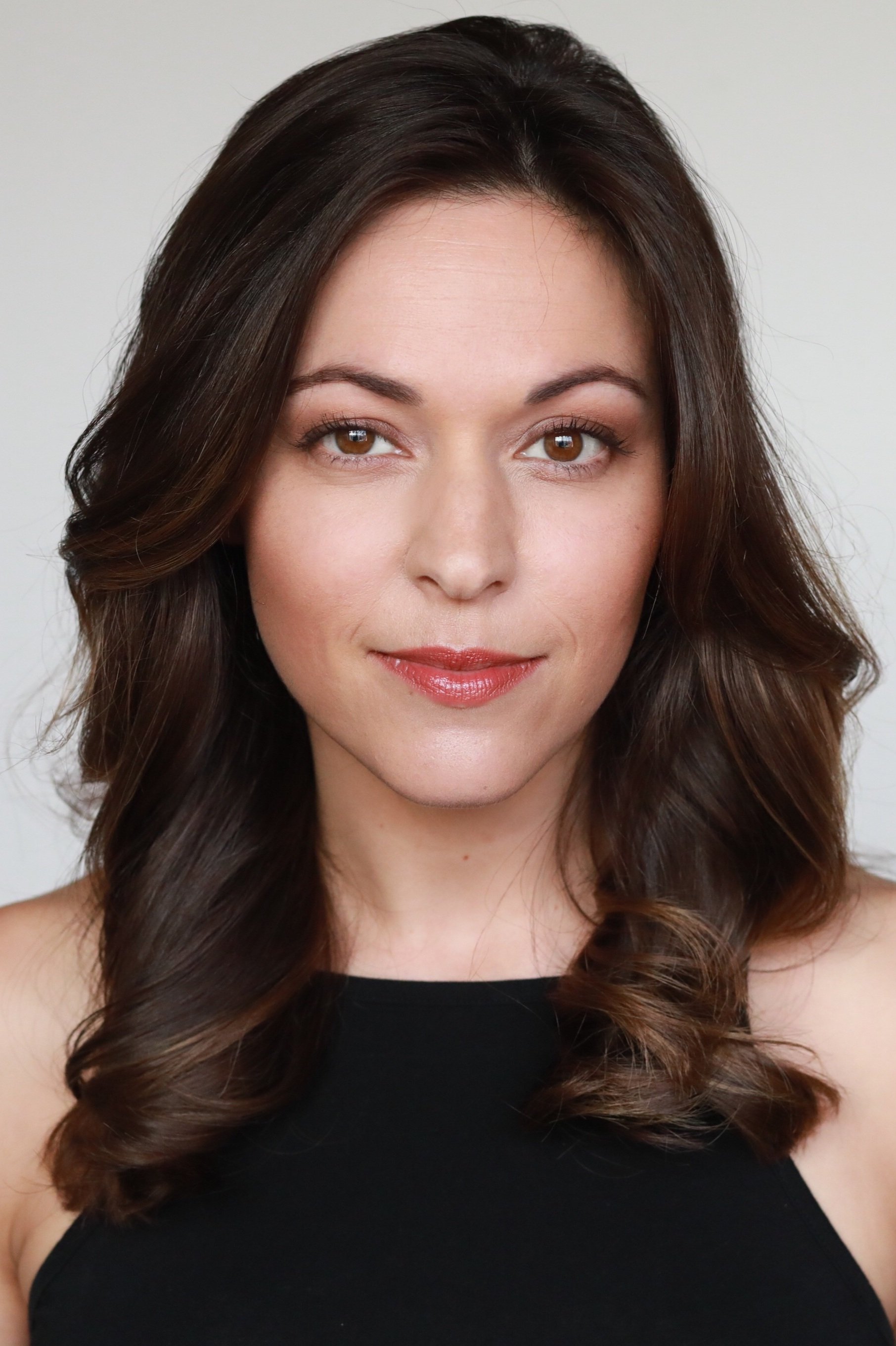 Juliana Hansen - Miss Wendy (voice)