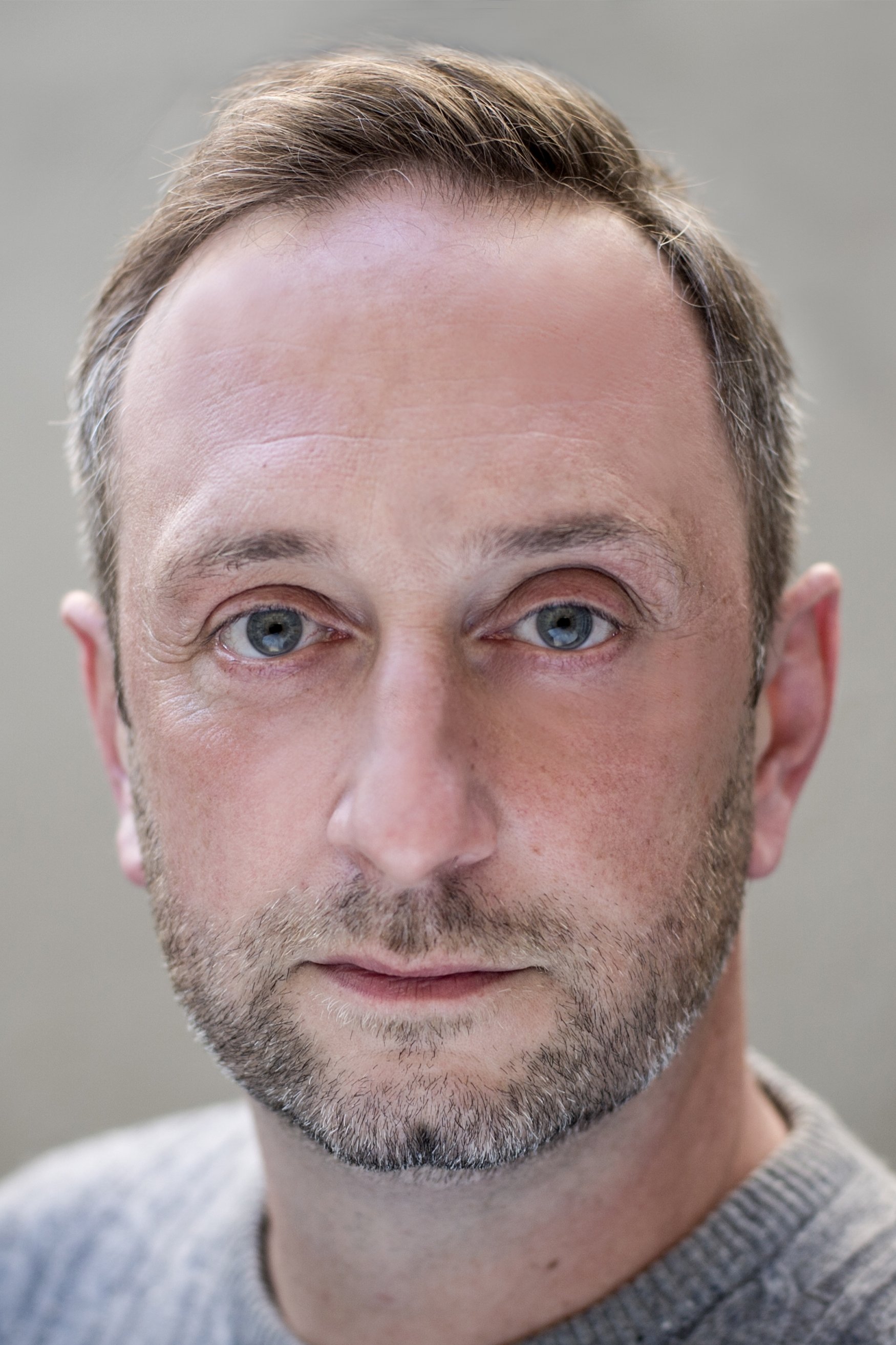 Steve Edge - Steven the Jewellery Shop Assistant
