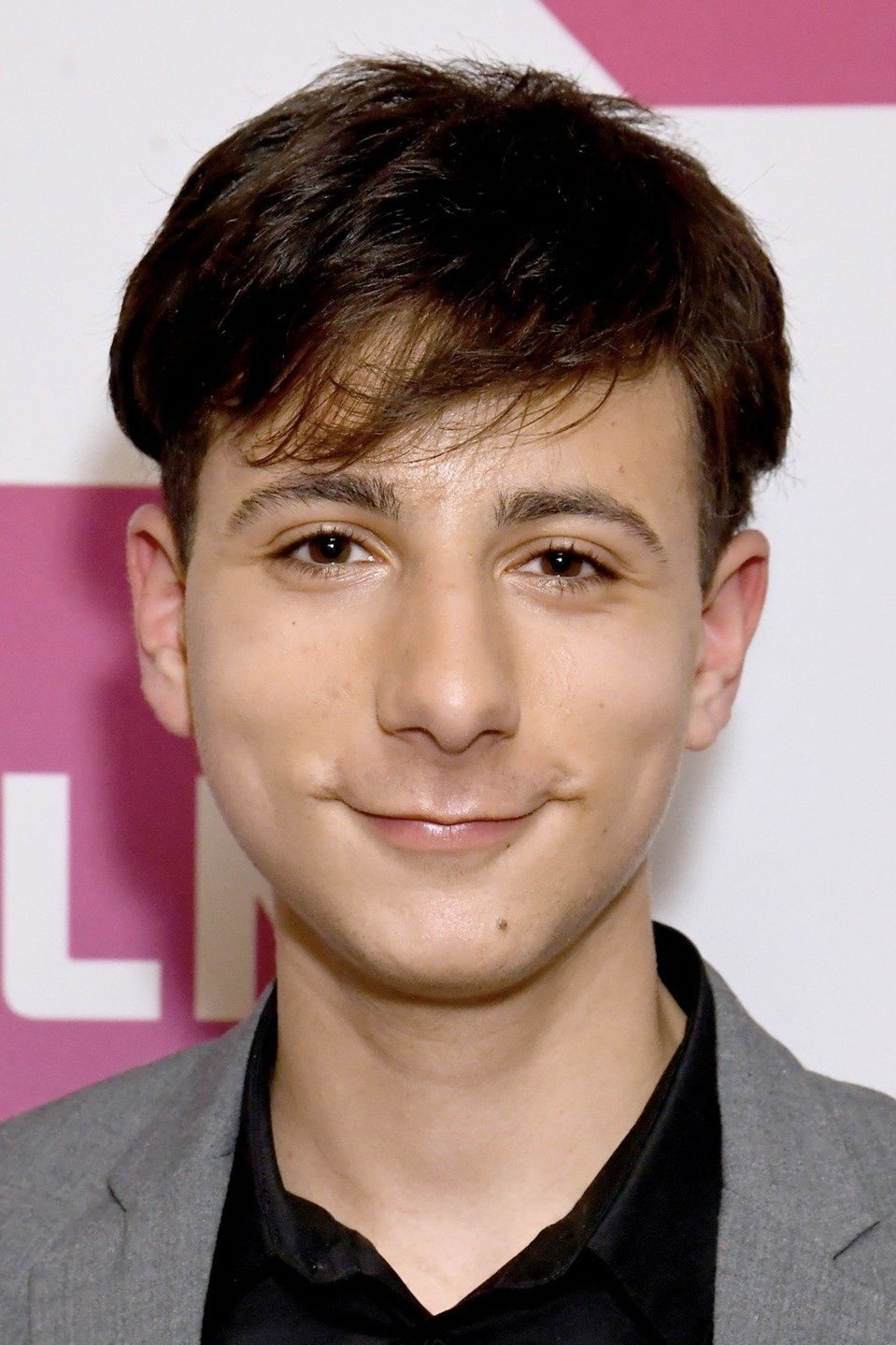 Jake Ryan - Junior-Interpreter Ernie (voice)