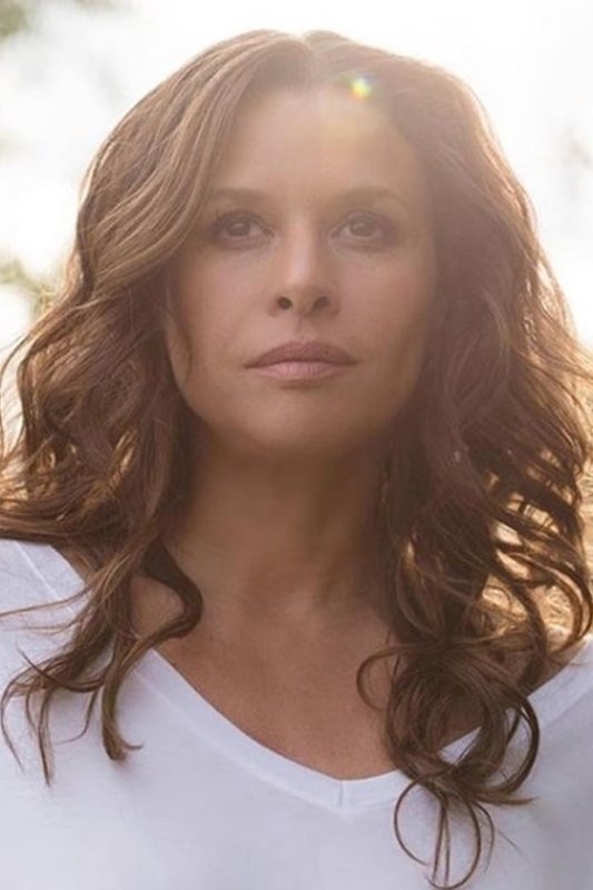 Julieta Ortega - Waitress