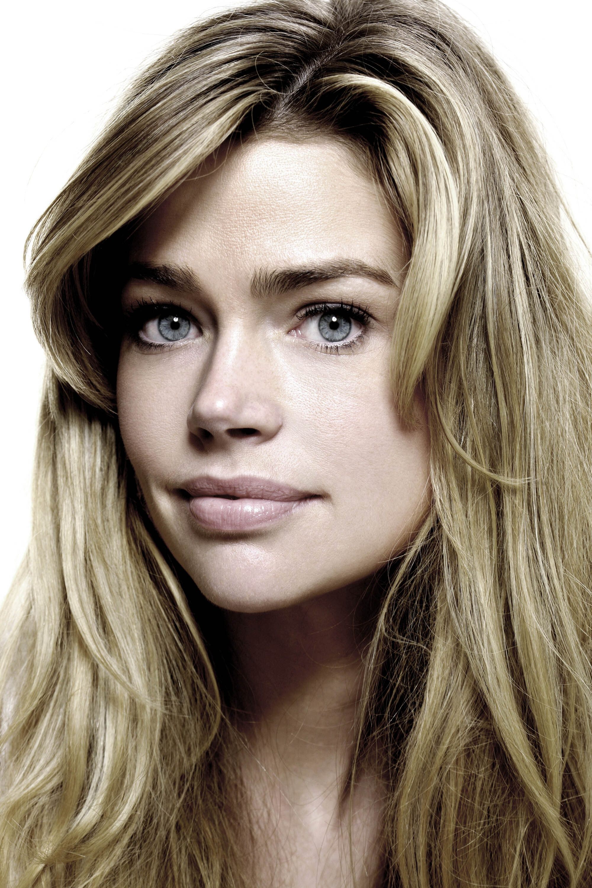 Denise Richards - Carmen Ibañez