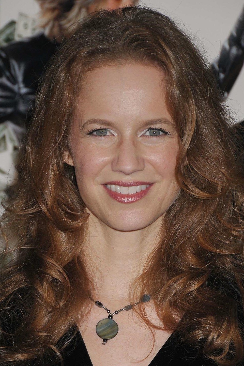 Laura Cayouette - Christa Hawkins