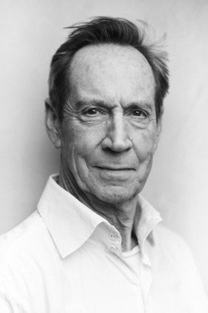 Jonathan Hyde - Strickler (voice)