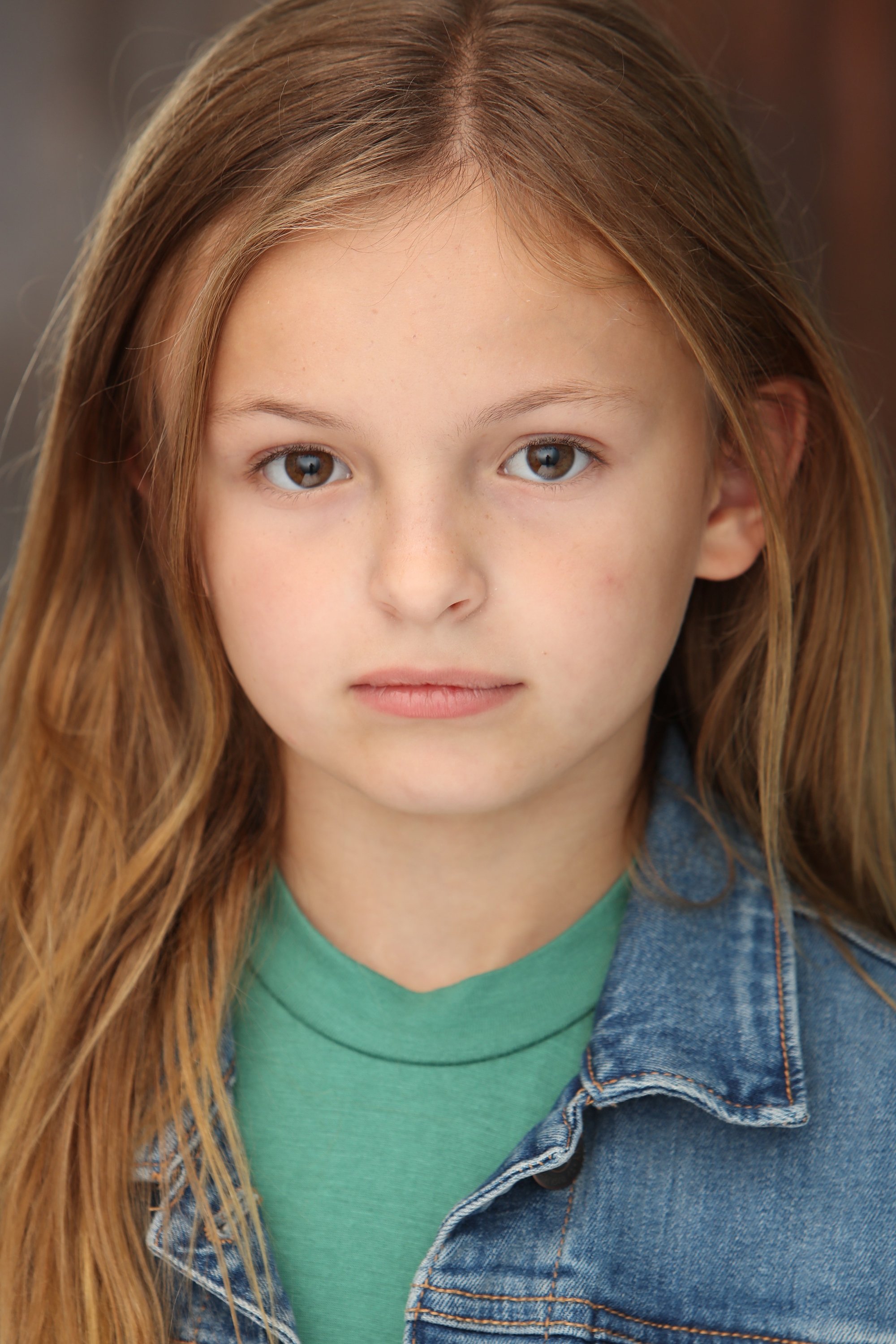 Savannah Reina - Daisy
