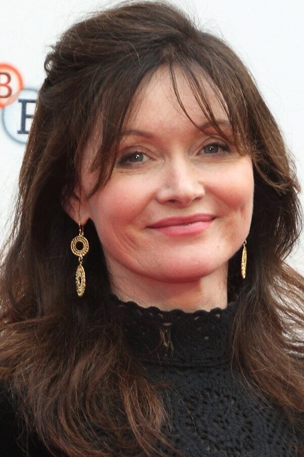 Essie Davis - Bunny King