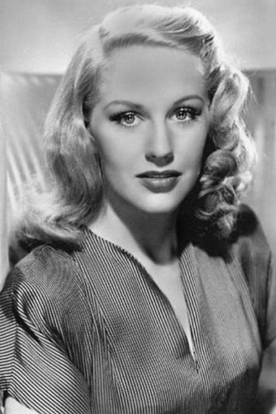 Dorothy Patrick - Usherette (uncredited)