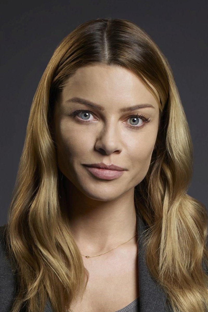 Lauren German - Belinda