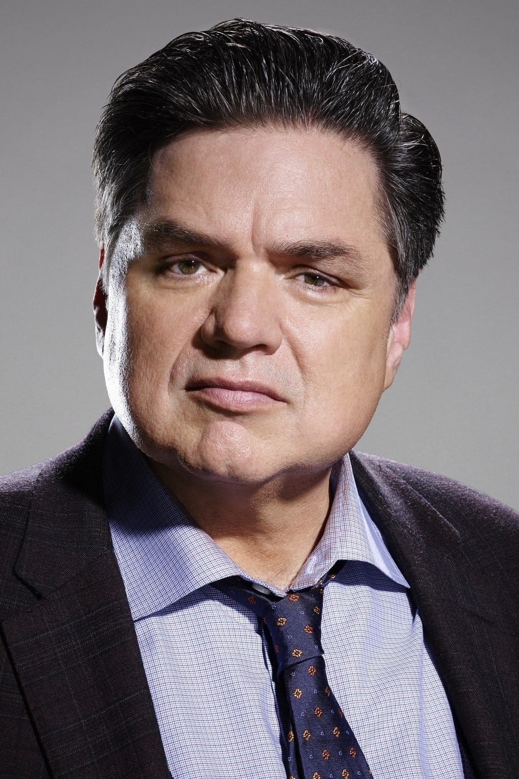 Oliver Platt - M.C. Gaines