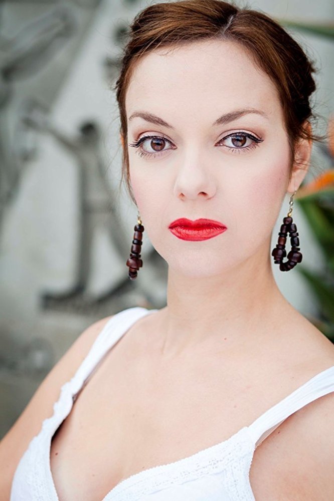 Sonia Gascón - Mrs. Ripsom