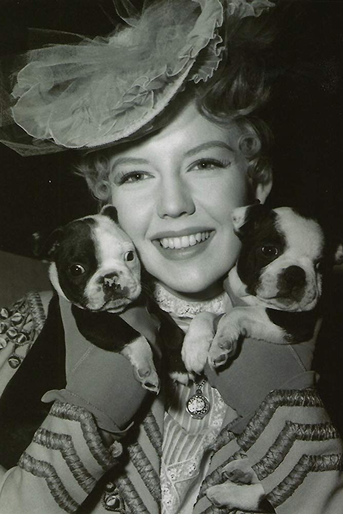 Sally Fraser - Second United Nations Receptionist (uncredited)