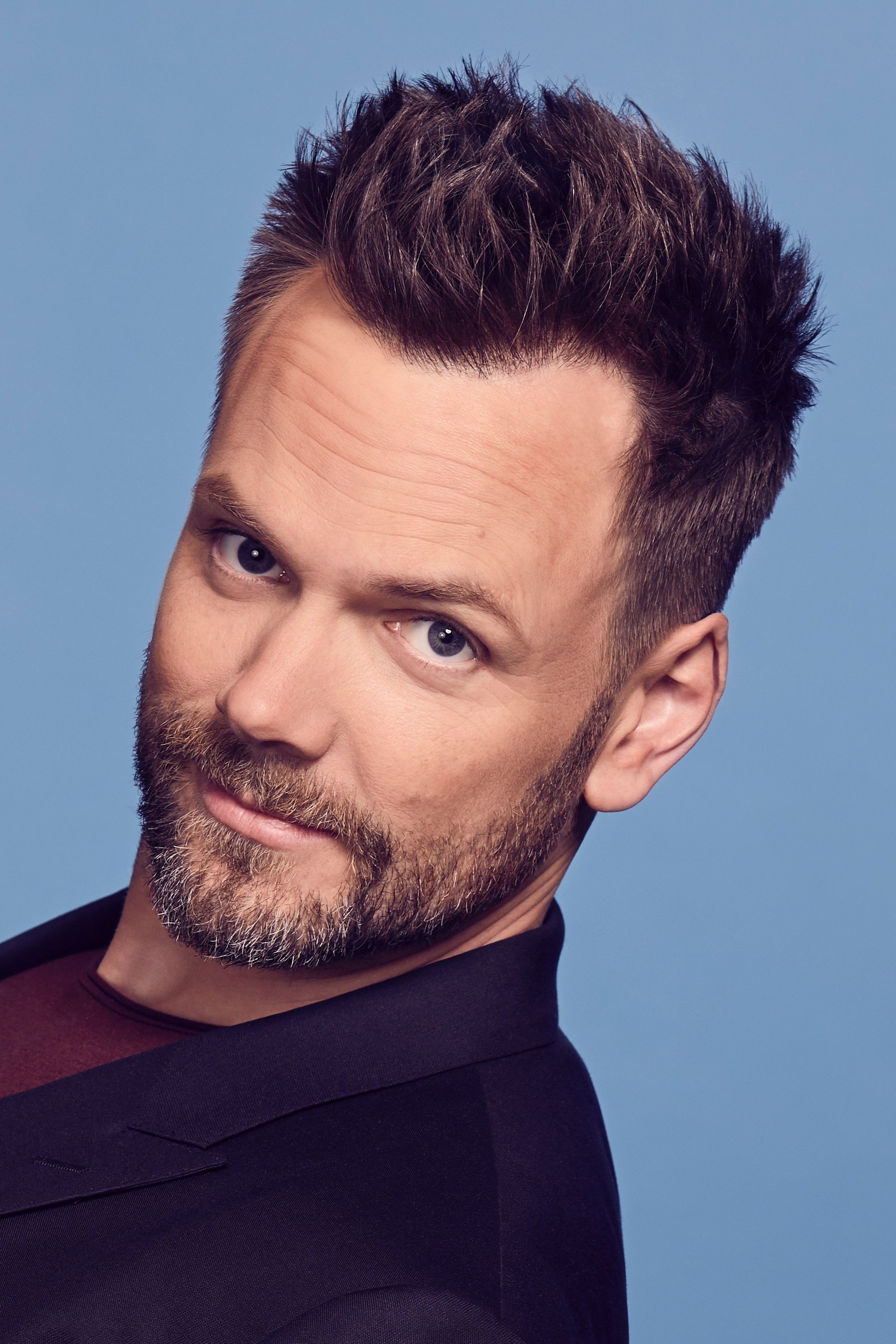 Joel McHale - Johnny Cage (voice)