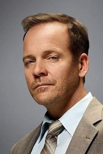 Peter Sarsgaard - Mark
