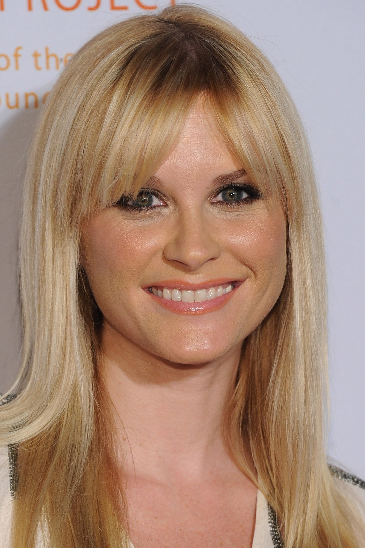 Bonnie Somerville - Screaming Woman (uncredited)
