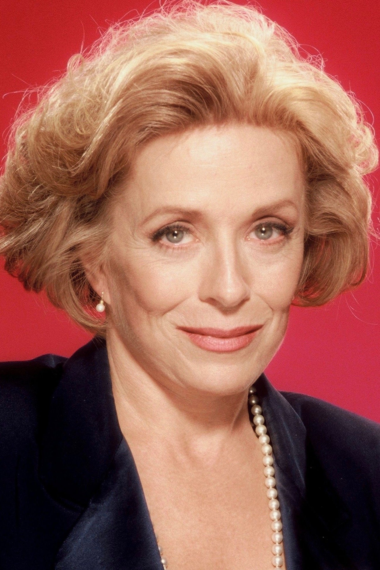 Holland Taylor - Angela Montclair / Alanis Montclair