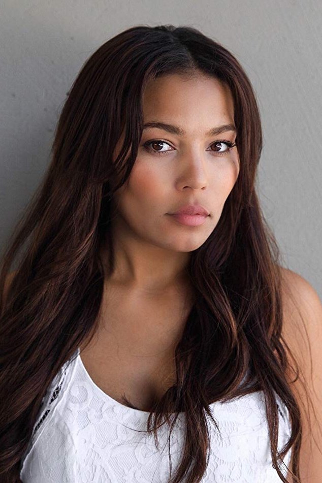 Kerri Kamara - Attractive Woman