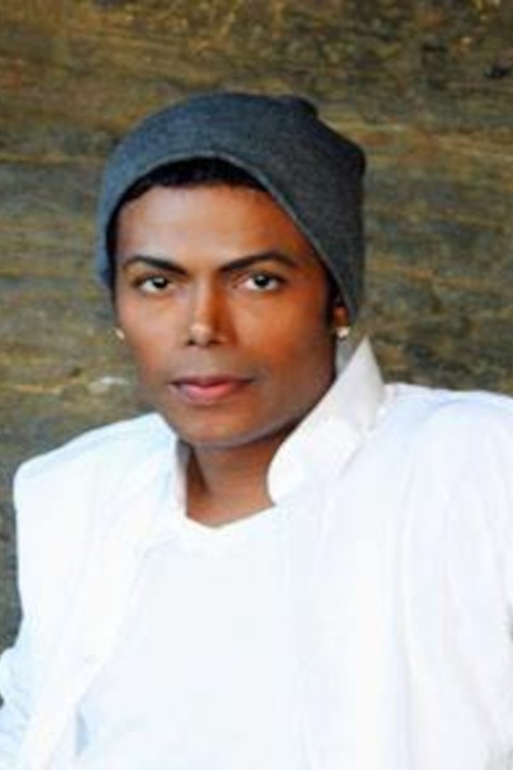 E. Casanova Evans - Video Waiter (Michael Jackson)