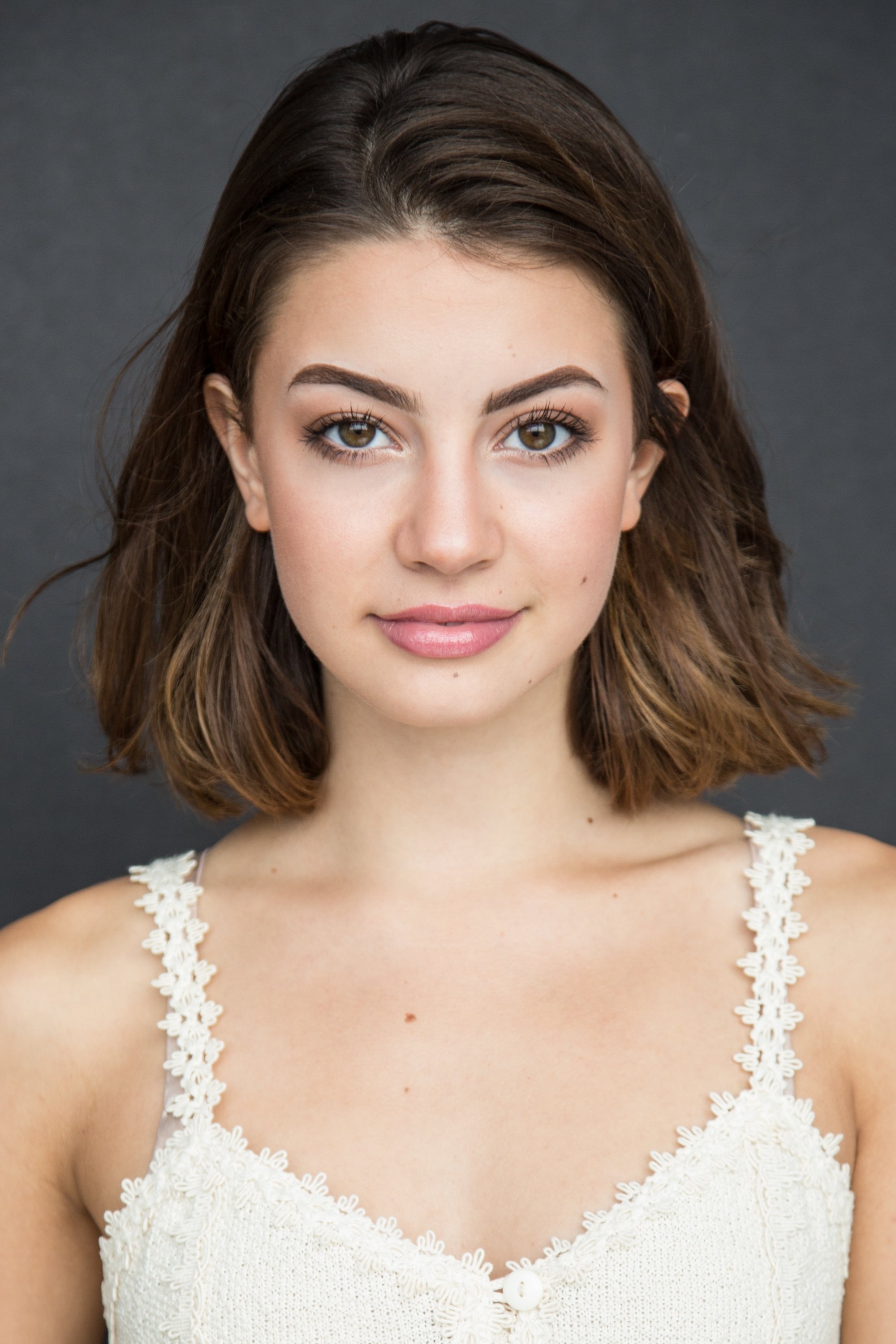 Keara Graves - Rachel Singer