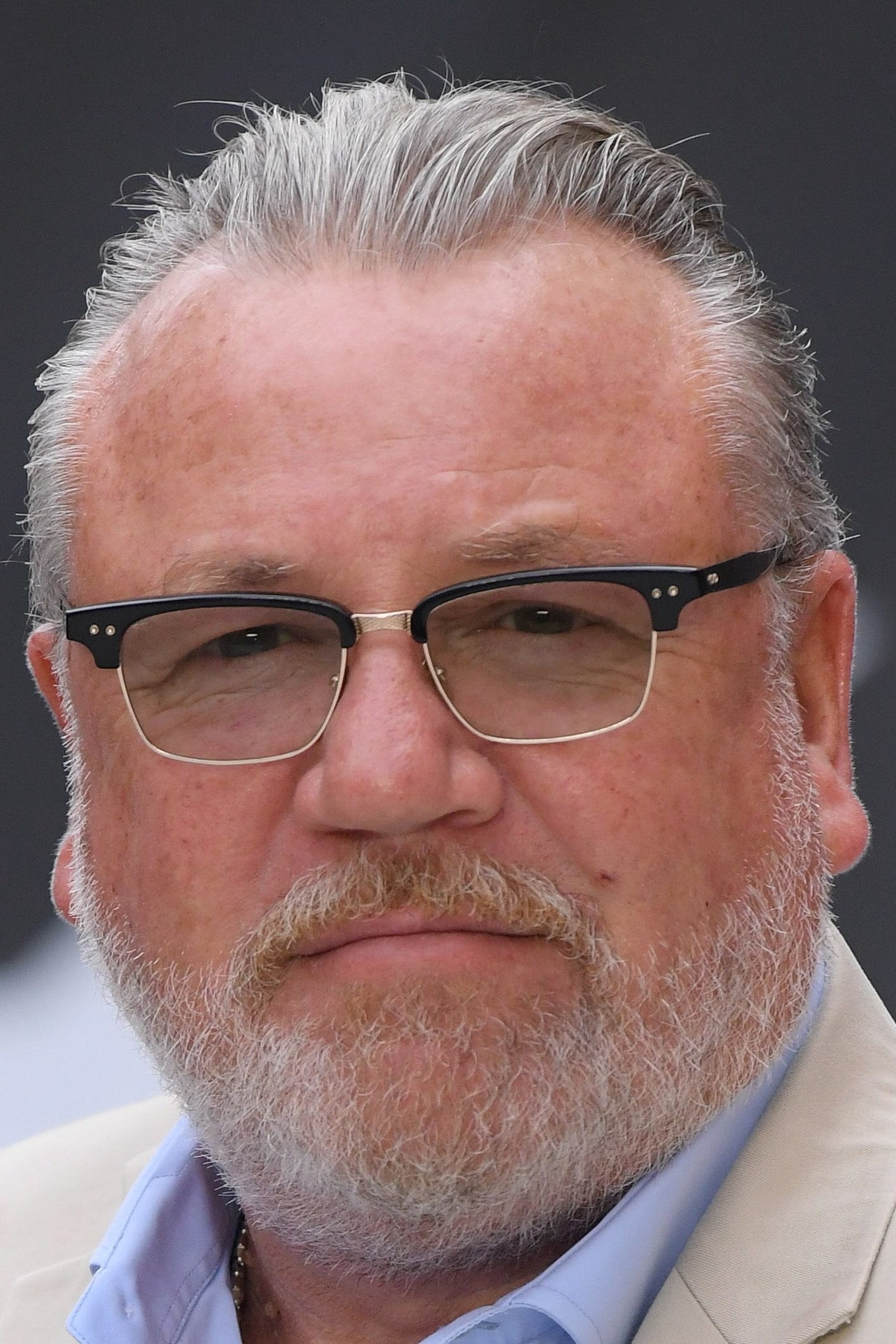 Ray Winstone - Uncle Claude