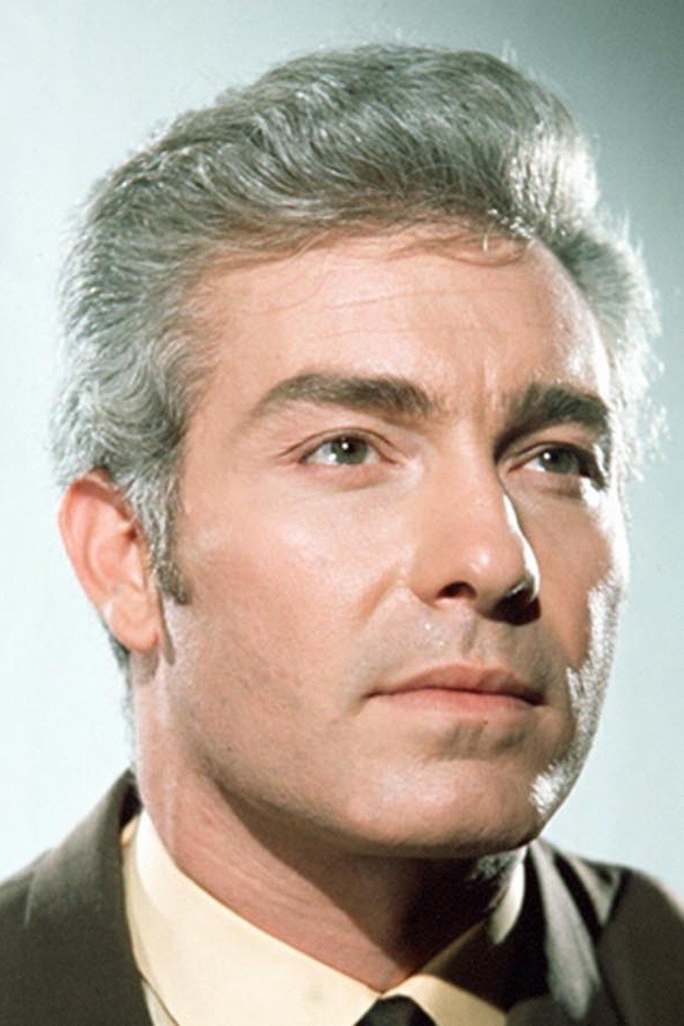 Richard Bradford - Mike