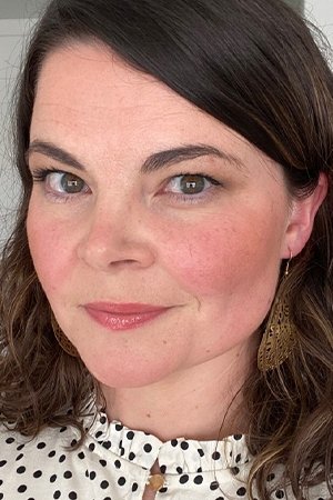 Erin Banks - Lobelia Sackville Baggins