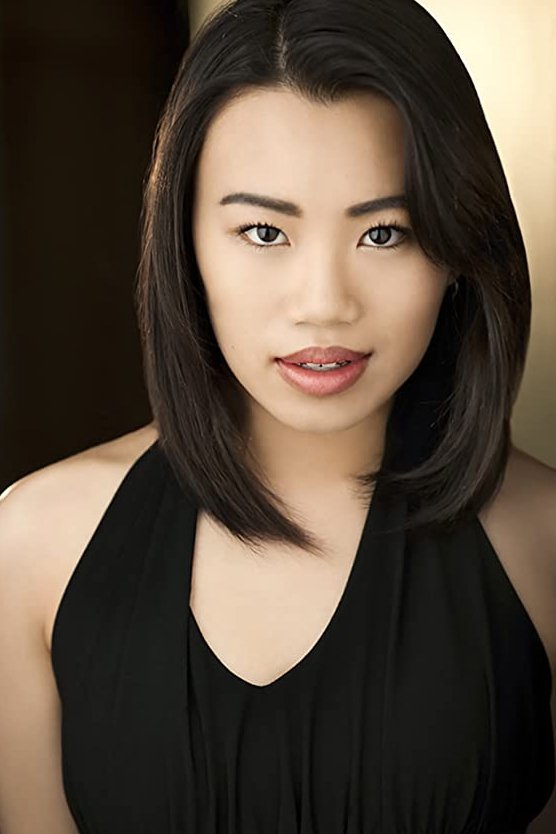 Vivian Full - Kristine Ling