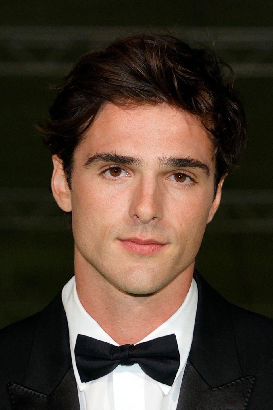 Jacob Elordi - Chris