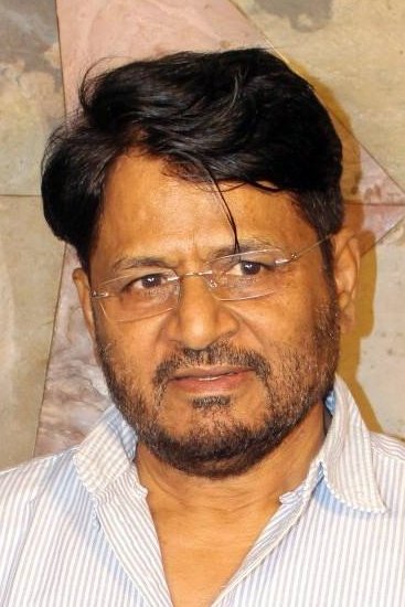 Raghubir Yadav - Bhura
