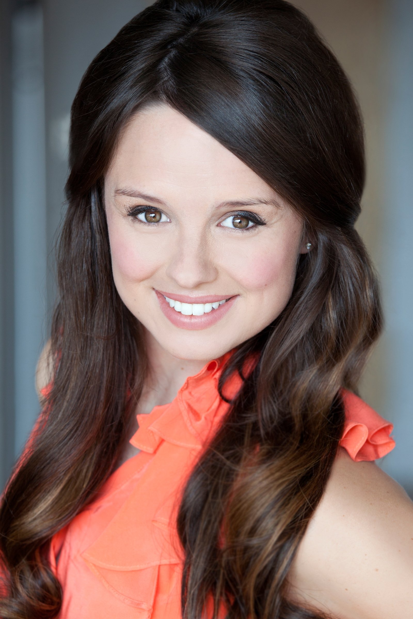 Emma Hunter - New York Woman