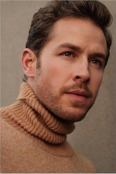 Josh Dallas - Frantic Pig (voice)