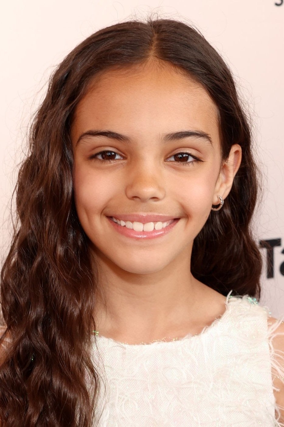 Mia SwamiNathan - Emma