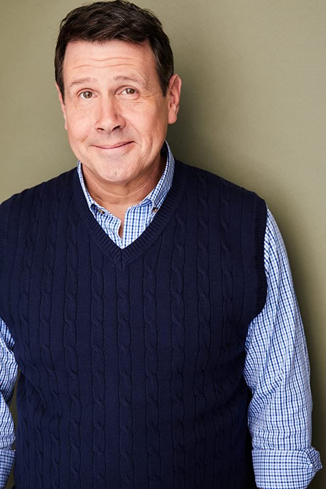 Kevin Symons - Male News Anchor