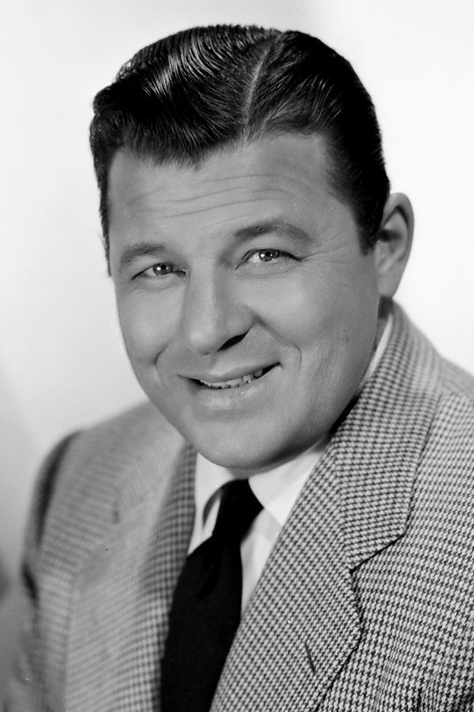 Jack Carson - Officer Patrick O'Hara