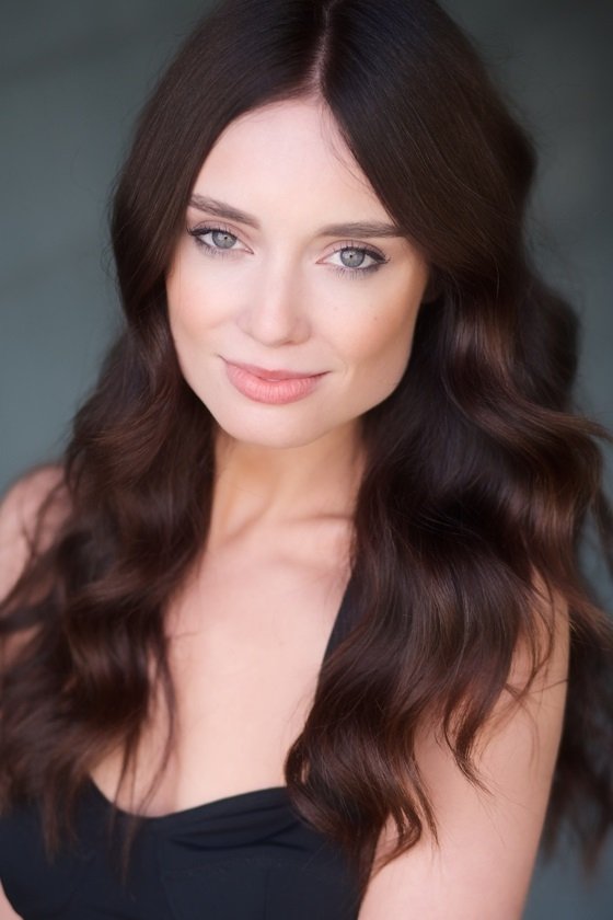 Mallory Jansen - Jennifer Holloway