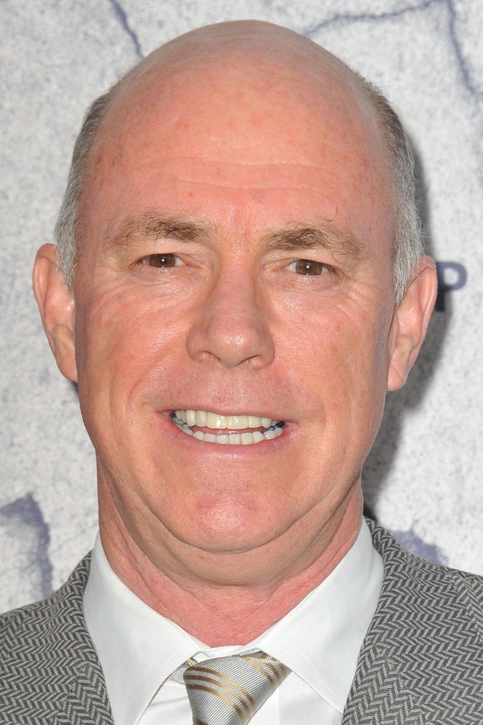 Michael Gaston - Joe Dexter