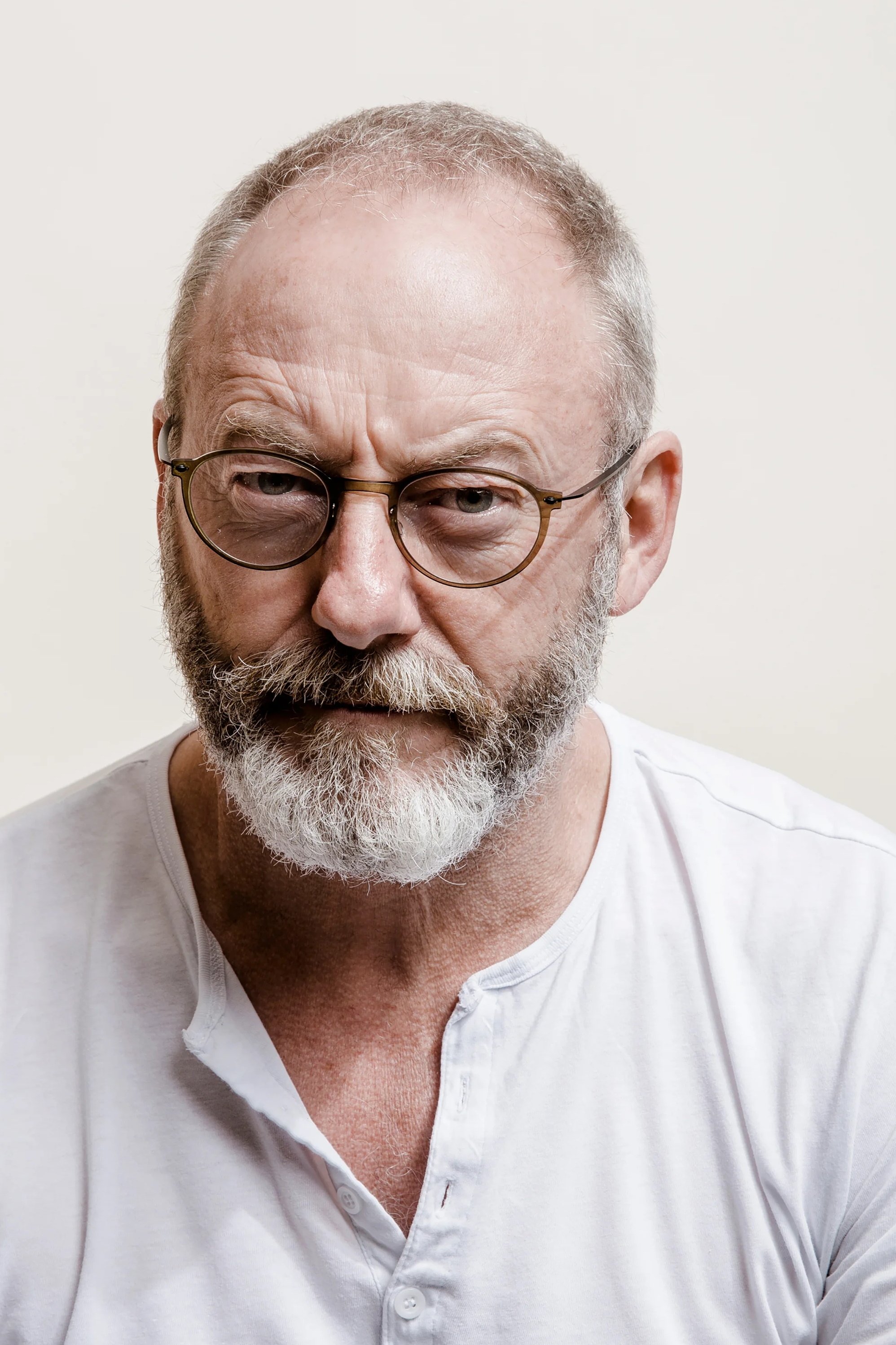 Liam Cunningham - Honolulu Rifle