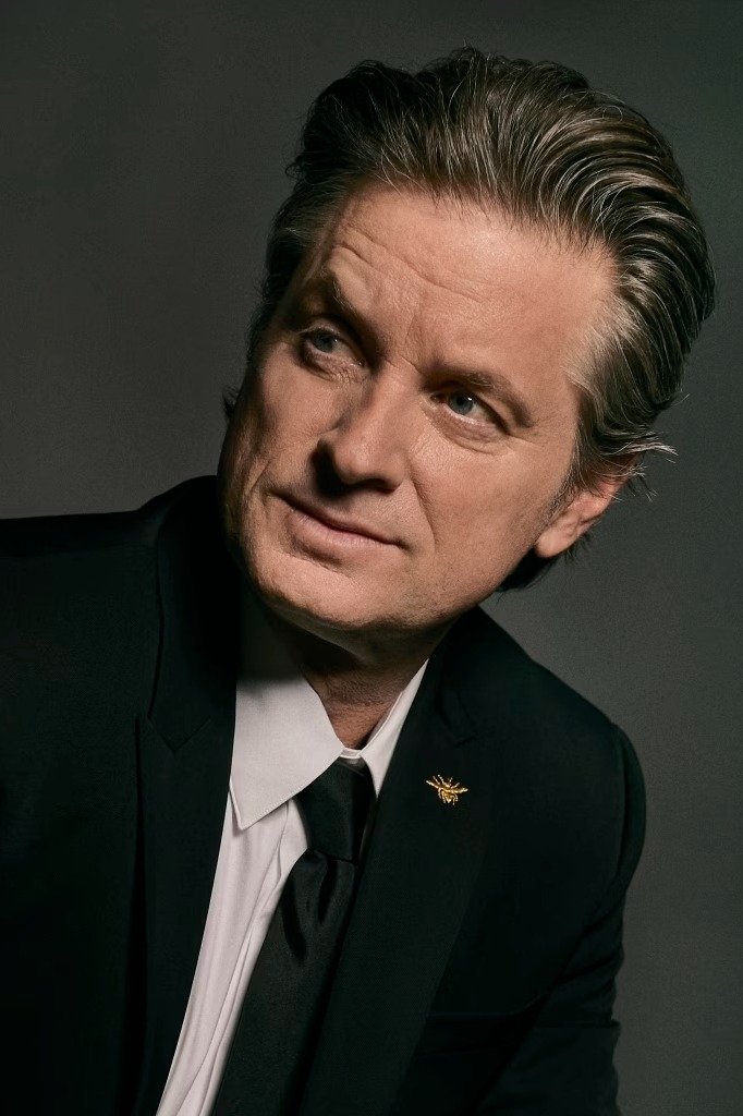 Shea Whigham - Jake Solatano