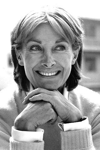 Jean Marsh - Nicola