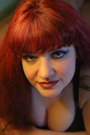 Deana Enoches - Lina (segment "Matryoshka")