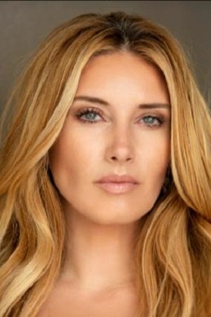 Bianca de la Garza - Entertainment Journalist