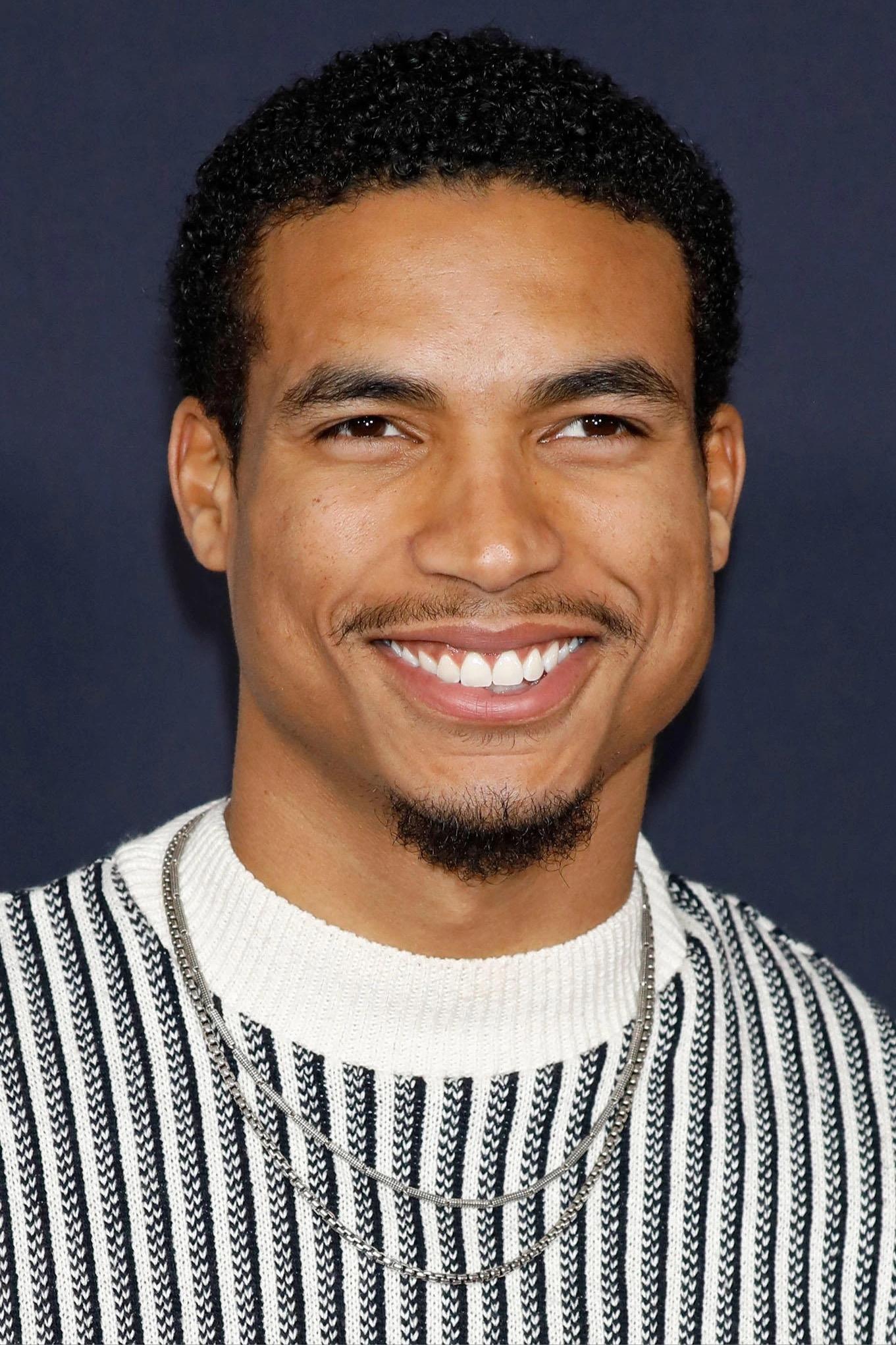 Greg Tarzan Davis - Lt. Javy 'Coyote' Machado